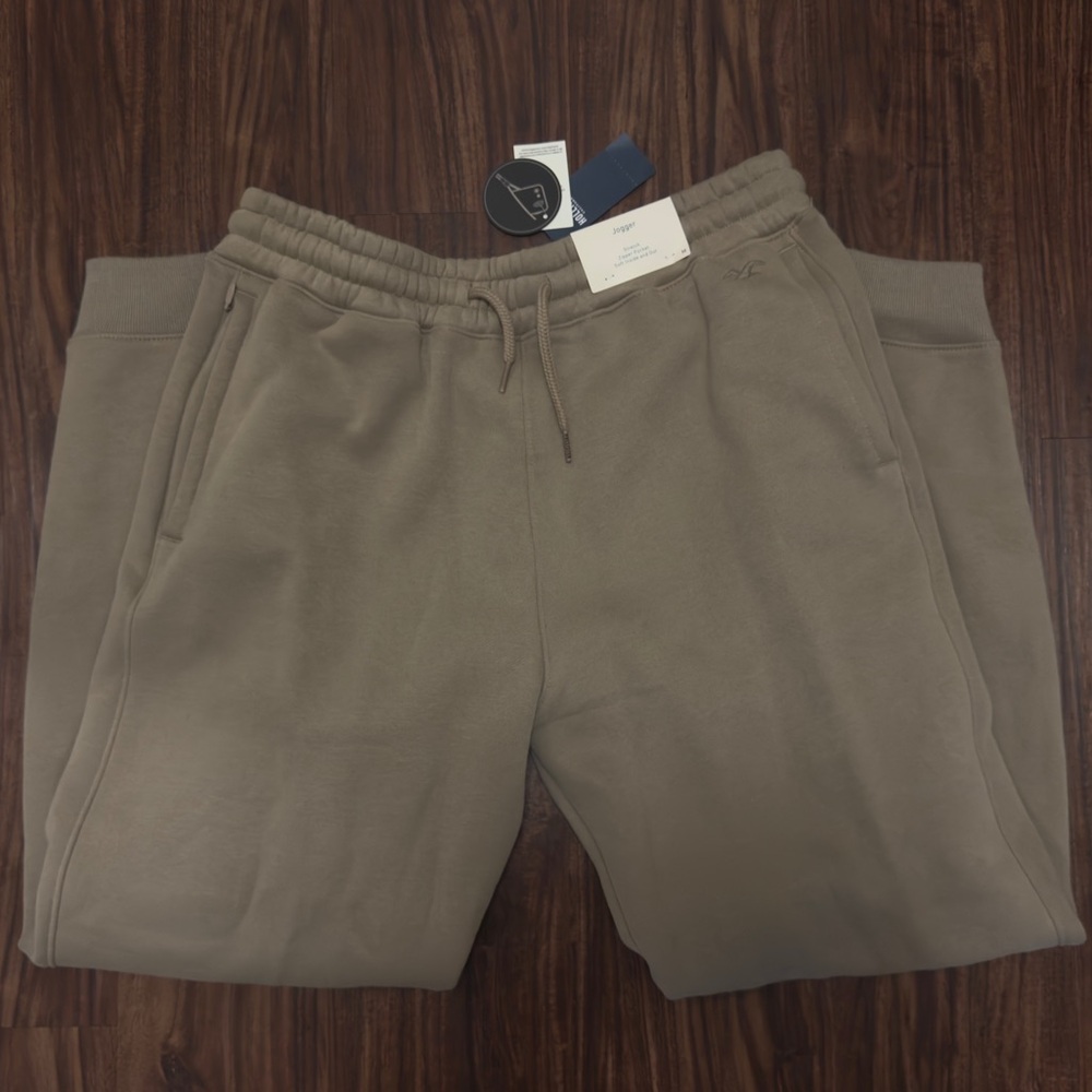 Hollister Men’s Fleece Joggers Sweatpants tan brown Medium